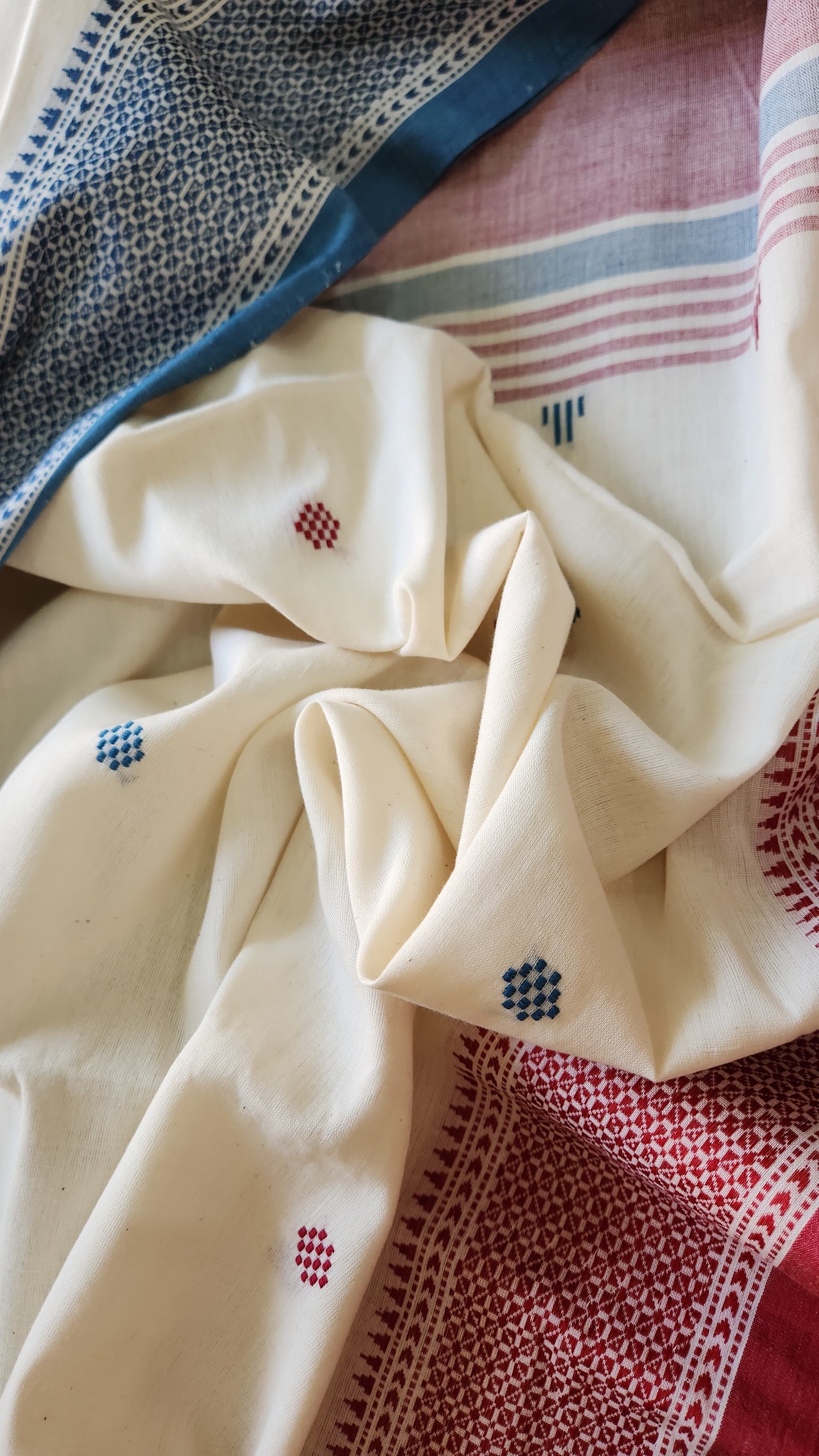 'TUSHARIKA' Handwoven Begumpuri Saree