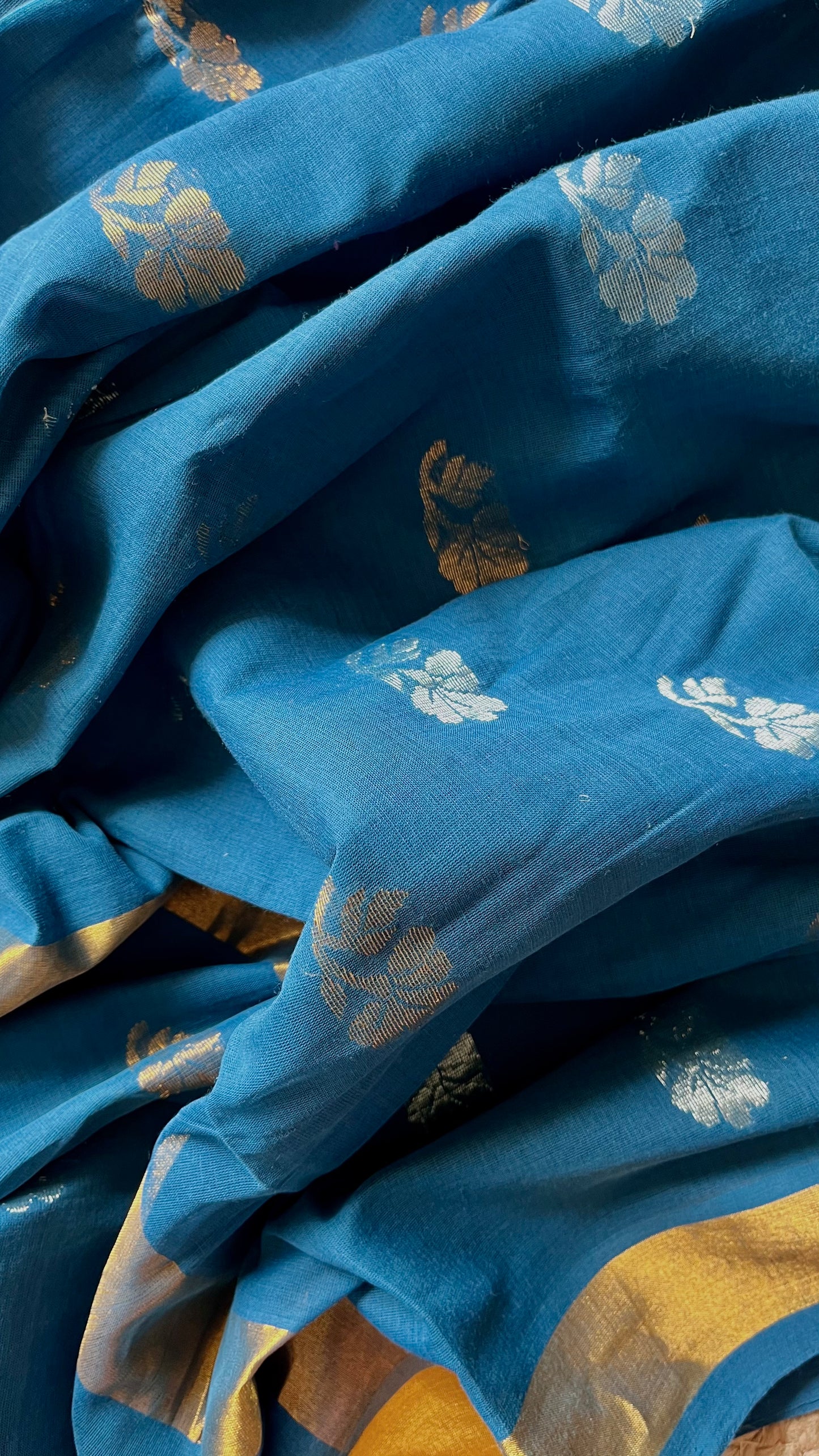 'TOKKA' Handwoven Venkatagiri Cotton Saree