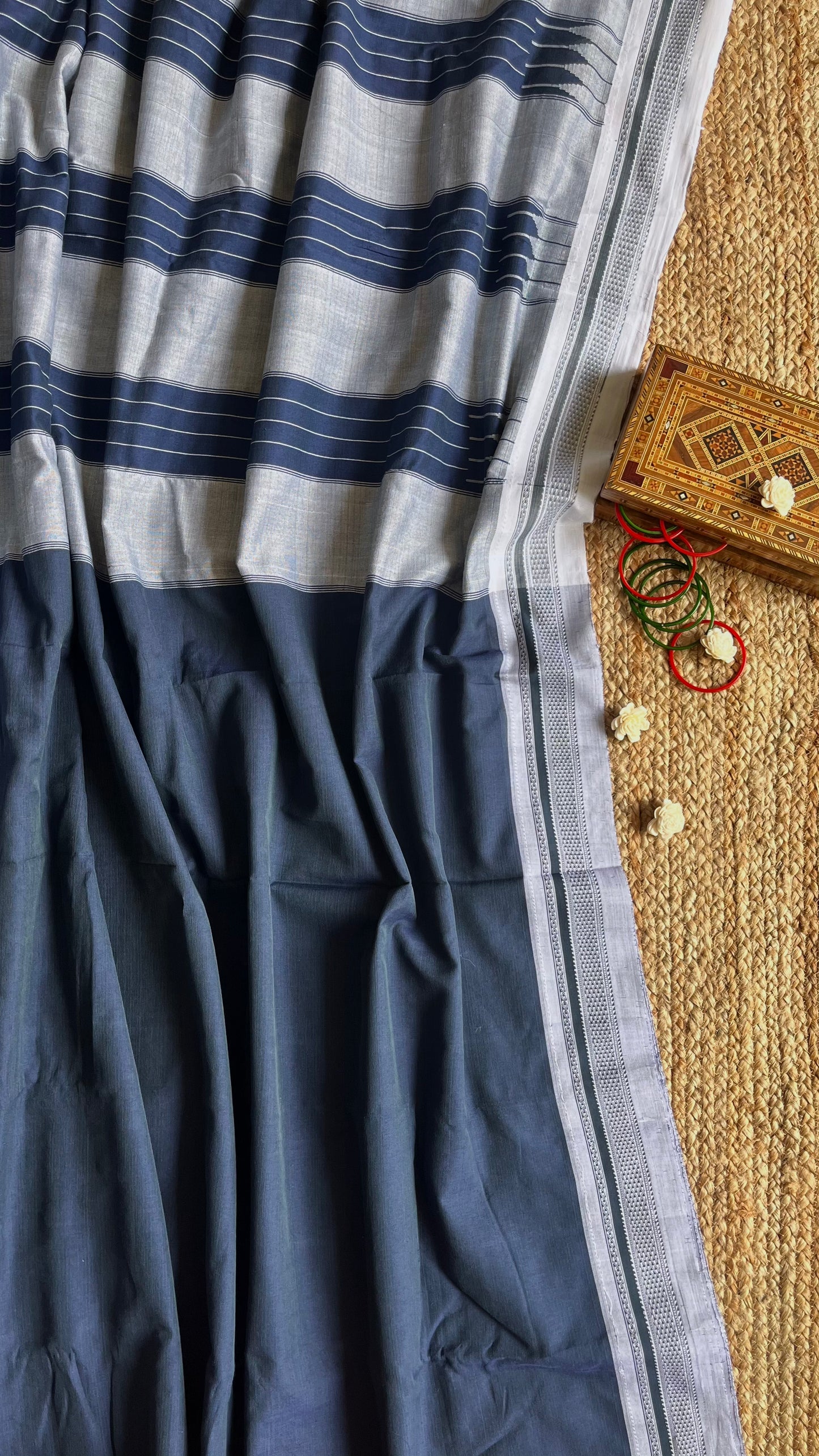 'INDIRA' Handwoven Cotton Ilkal Saree